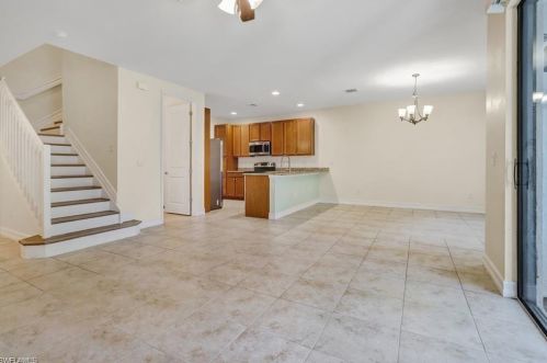 7797 Bristol Cir, Naples FL  34120-0702 exterior