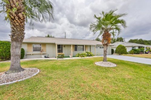 820 Oakmont Ave, Ruskin, FL 33573-5139