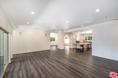 1732 Bonita Vista Dr, La Canada CA  91011-1614 exterior