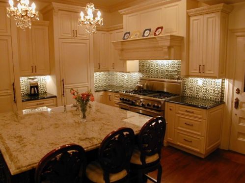 25 Berwick Pl, Norwood, MA 02062-1912