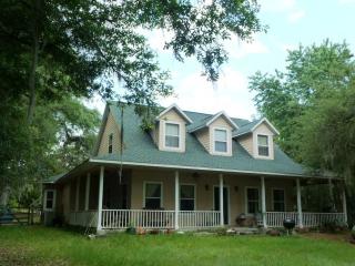 214 Vause Lake Rd, Cross Creek, FL 32640-6110