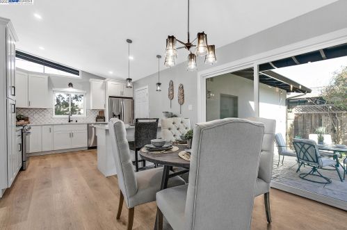 1681 Spruce St, Livermore CA  94551-1919 exterior