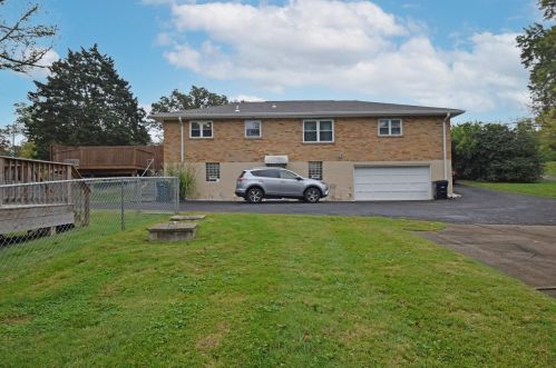 2415 Beechmont Ave, Cincinnati OH 45230-2030 exterior