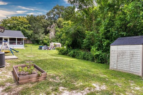 194 Elm Dr, Orange City FL  32763-7401 exterior