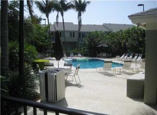919 Kokomo Key Ln, Delray Beach FL  33483-6030 exterior
