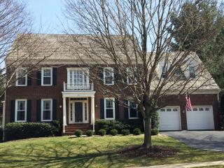 511 Meade Dr, Leesburg, VA 20175-5010