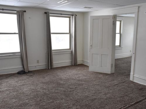 307 Walnut St, Meadville PA 16335-4414 exterior