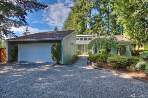 15446 Fairwood Blvd, Seattle WA  98058-8680 exterior