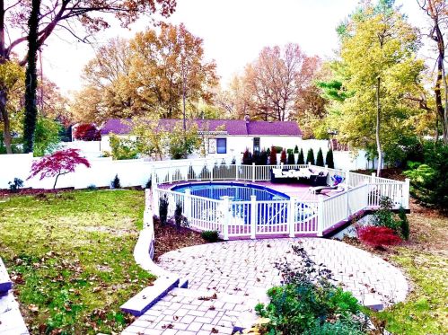 37 Kivy St, Huntington Station NY  11746-2044 exterior