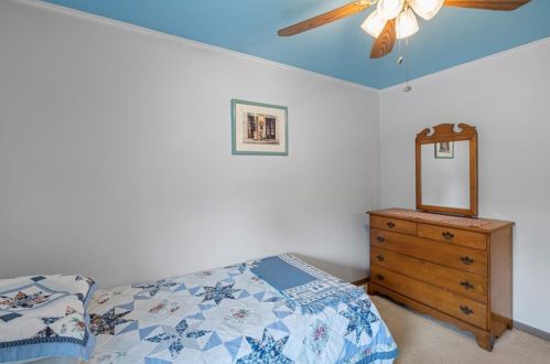 11 Pepper Bush Trl, South Kingstown RI  02874-2368 exterior