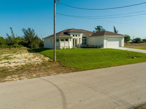 1003 37th Ter, Cape Coral, FL 33914-7934