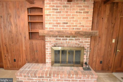 1023 Areba Ave, Swatara PA  17033-2204 exterior