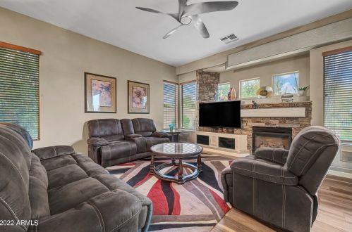 5215 Thunder Hawk Rd, Cave Creek AZ  85331-5593 exterior