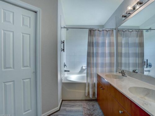4333 20th Ave, Naples FL  34116-6409 exterior