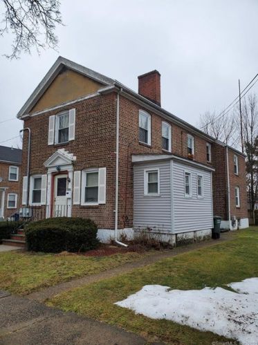 22 Carver St, Bridgeport, CT 06610-2112