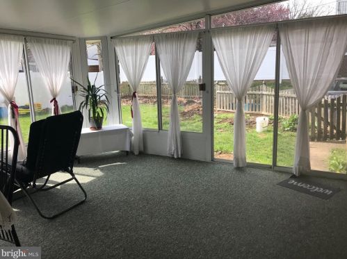 26 Johns Rd, Cheltenham PA  19012-1420 exterior