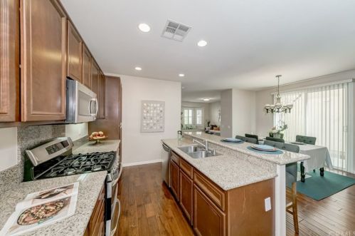 14553 Manchester Ave, Chino CA 91710-6969 exterior