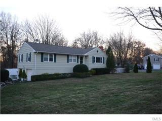 866 Plattsville Rd, Bridgeport CT  06611-3569 exterior