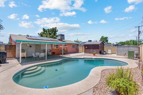 2429 37th Way, Phoenix, AZ 85008-2219