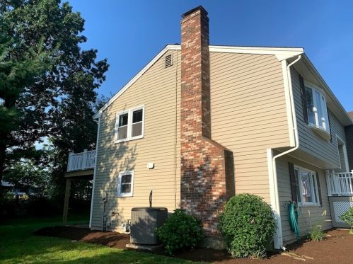 12 Burning Tree Rd, Natick MA  01760-3245 exterior