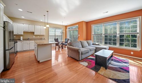 332 Jefferson Ave, Downingtown PA 19335-2701 exterior