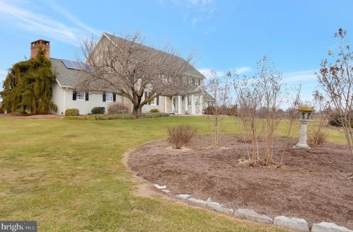 6383 Molly Pitcher Hwy, Lees Cross Roads PA  17257-9374 exterior