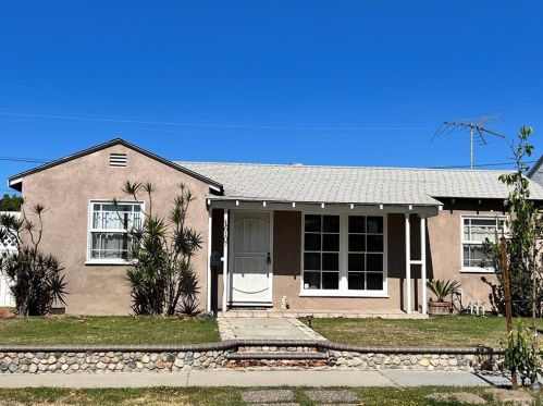6107 Adenmoor Ave, Lakewood, CA 90713-1007
