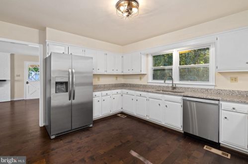 8284 Eden Dr, Owens VA  22485-4127 exterior