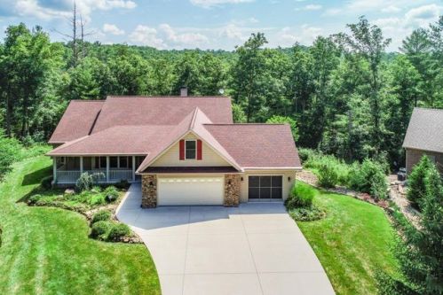 13 Braeswick Cir, Crossville, TN 38558-2899