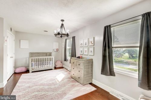 1030 Littlestown Rd, Littlestown PA 17340-9442 exterior