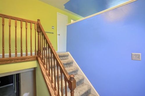 1721 Main St, Bridgeville, PA 15017-3019
