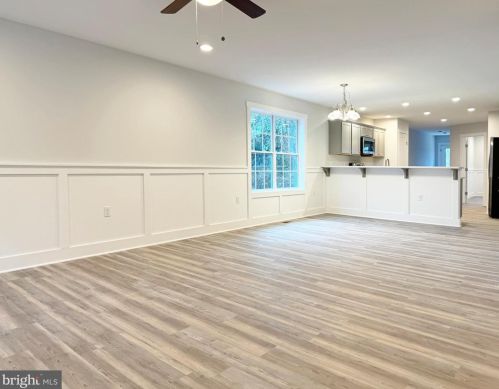 810 Beckwith St, Charles Town WV  25414-1439 exterior