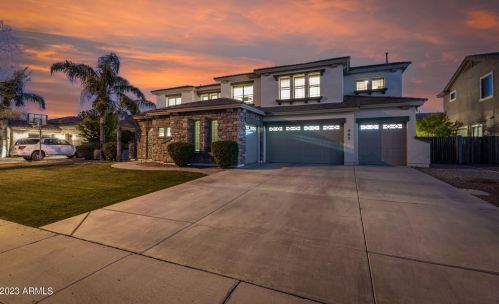 463 Phelps St, Gilbert, AZ 85295-1593
