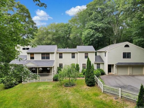 92 Shafer Rd, New Hartford, CT 06057-3412