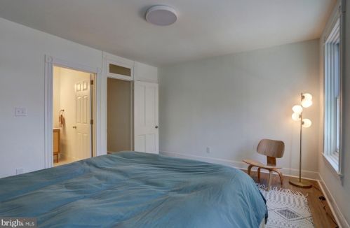 527 Howard Ave, Lancaster PA  17602-4421 exterior