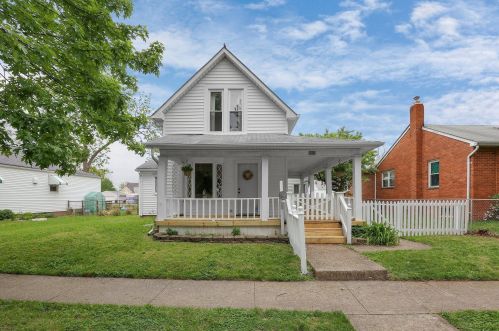 3562 Midland St, Darbydale, OH 43123-2523