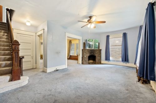 514 Park Rd, Ambridge, PA 15003-2418