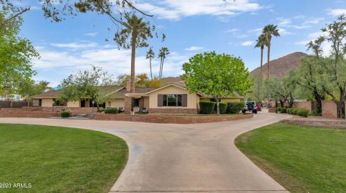 4950 Exeter Blvd, Phoenix AZ  85018-2943 exterior
