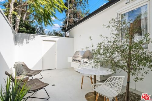 1931 Verdugo Rd, Glendale CA  91208-2605 exterior