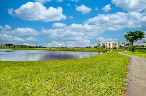 14375 Strathmore Ln, Delray Beach FL  33446-3025 exterior