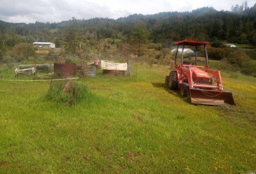 5480 Canyon Rd, Willits CA  95490-9242 exterior