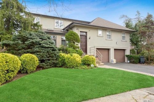 563 Linda Ln, Woodsburgh NY  11598-1524 exterior