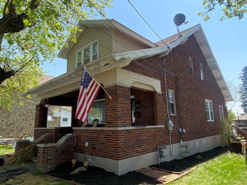 31 Dewey St, Bangor, PA 18013-1361