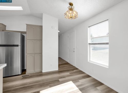 16150 Ashland Ave, San Lorenzo CA  94580-1116 exterior