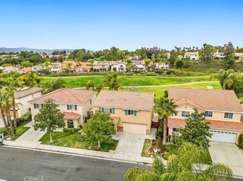 42089 Delmonte St, Temecula CA  92591-7921 exterior