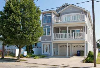 117 Spicer Ave, Wildwood Crest, NJ 08260-4724