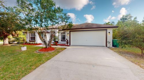 2097 Dranson Cir, Fort Pierce, FL 34952-6631