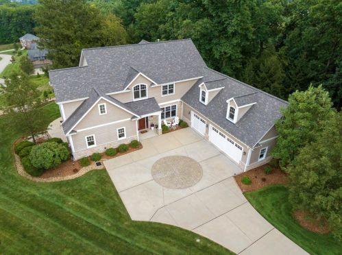 13 Worthington Rd, Pittsburgh, PA 15238-2635
