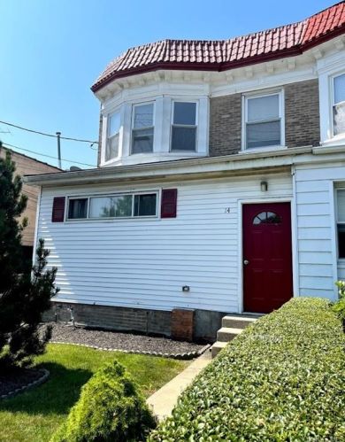 14 Stephenson Blvd, New Rochelle, NY 10801-4402