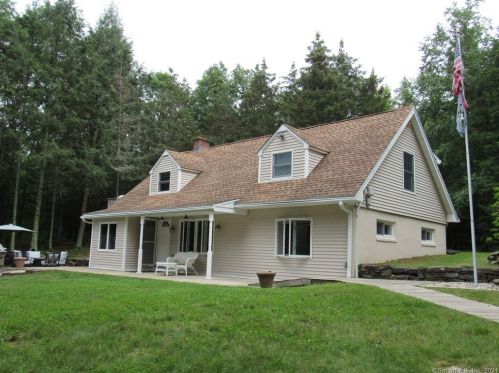156 Flood Rd, East Hampton, CT 06447-1510